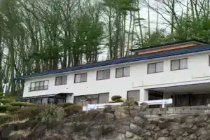 Hotel «Togariishi», Тино