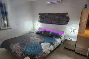Rosilienza Suites private spa, patio Garden free trasfer to & from airport, Остия-Антика