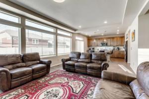 17 Mi to Downtown Denver: Modern Aurora Home!, Аврора
