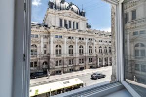 Opera House Apartment 1, Львов