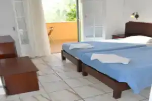 Apartments Maria With Amazing Pool - Agios Gordios Beach, Агиос Гордиос