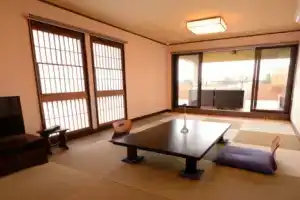 Hanairotei, Ито