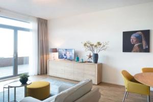 Apartment in Den Haag With Terrace, Гаага