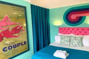 Snooze, Брайтон