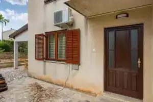 Stunning Apartment in Cres With Wifi and 2 Bedrooms, Црес