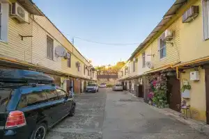 Таунхаус на Искры, Кудепста