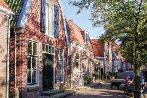 Studio aan de Gracht, Энкхейзен