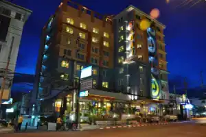 Empress Pattaya Hotel, Паттайя