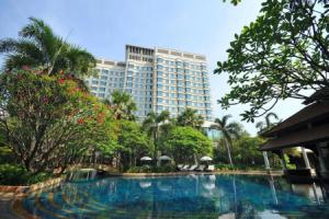Rama Gardens Hotel Bangkok - Sha Plus Certified, Бангкок