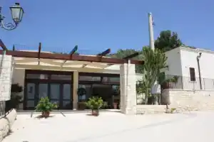Kallikoros Country Resort & Spa, Ното