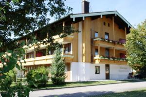 Chiemgau Appartements, Инцелль