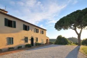 Villa Montepergoli, Кастаньето-Кардуччи