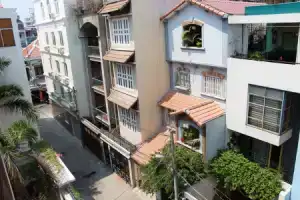 Ananas Family Hotel, Хошимин