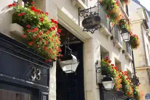 Отель «Hôtel D'Aubusson», Париж