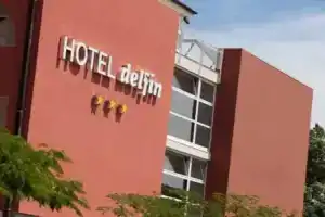 Hotel «Delfin», Изола