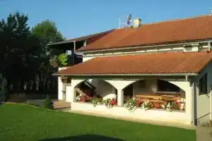 Rooms Ruhige Lage 1, Раковица