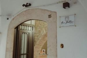 Arco Galliani, Битонто