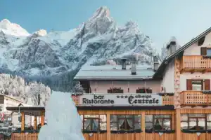 Отель «Albergo Centrale», Сан-Мартино-ди-Кастроцца
