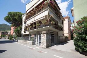 Il Giardino di Ada Ground Floor Studio with AC and Patio, Монтероссо-аль-Маре