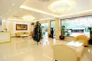 Phoenix Hotel Ha Long, Халонг