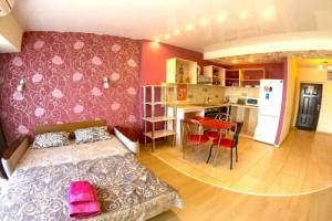 LUX studio river view 24 floor - Kirova 27D, Днепропетровск