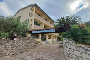 Hotel Fontalleccio, Проччио