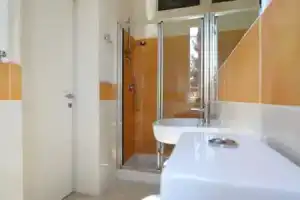 Lula b&b, Лукка