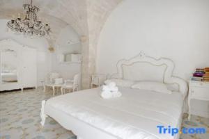 Marchesa - 2 Bedrooms, Terrace & Bath Tub in Center, Монополи