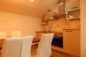 Studio apartman Lakasa, Селисте Дрезничко