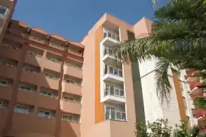 Hotel «Stella Beach», Окурджалар
