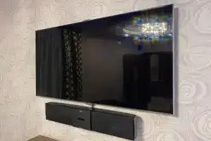 Илне Двухкомнатная квартира на Комсомольской 13, Салехард