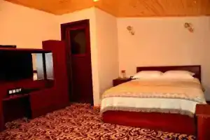 Doga Motel, Узунгёль