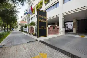 Norfolk Mansion - Luxury Serviced Apartment, Хошимин
