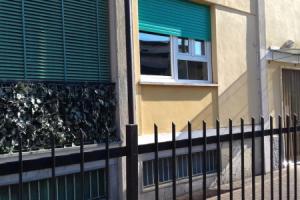Arona-lake Maggiore Apartment in Quiet Area Suitable for Families, Арона