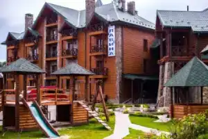 Lavina Hotel, Буковель