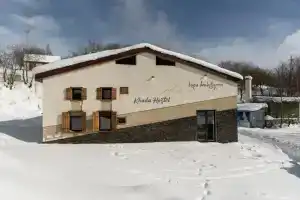 Khada Hostel, Гудаури