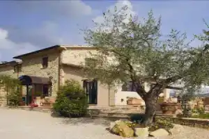 Villa Valentina Spa, Умбертиде