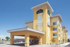 La Quinta Inn & Suites by Wyndham Denver Gateway Park, Аврора