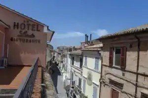 Hotel «Loreto», Лорето