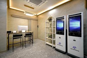 Skytop Hotel Incheon Airport, Инчхон