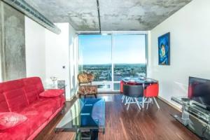 Hollywood Bergman Apartment, Лос-Анджелес