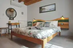Room-romantic Eco-lodge in the Heart of, Триест