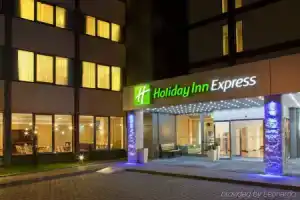 Holiday Inn Express Lisbon Airport, An Ihg Hotel, Лиссабон