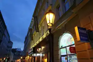 Old Prague Hotel, Прага