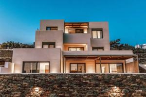 Monogram Travel Tinos, Тинос