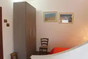 Monolocale Letizia, Порто-Чезарео