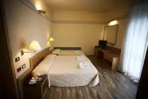 Hotel «Marina Bay», Римини