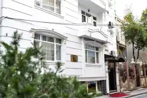 Zeynep Hatun Hotel, Бига
