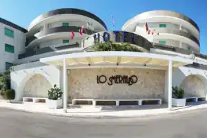 Hotel «Lo Smeraldo», Чистернино