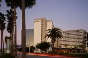 Отель «Sonesta Los Angeles Airport Lax», Лос-Анджелес
